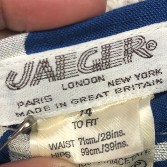 Vintage, skirt and blazer set - Picture 5 of 7